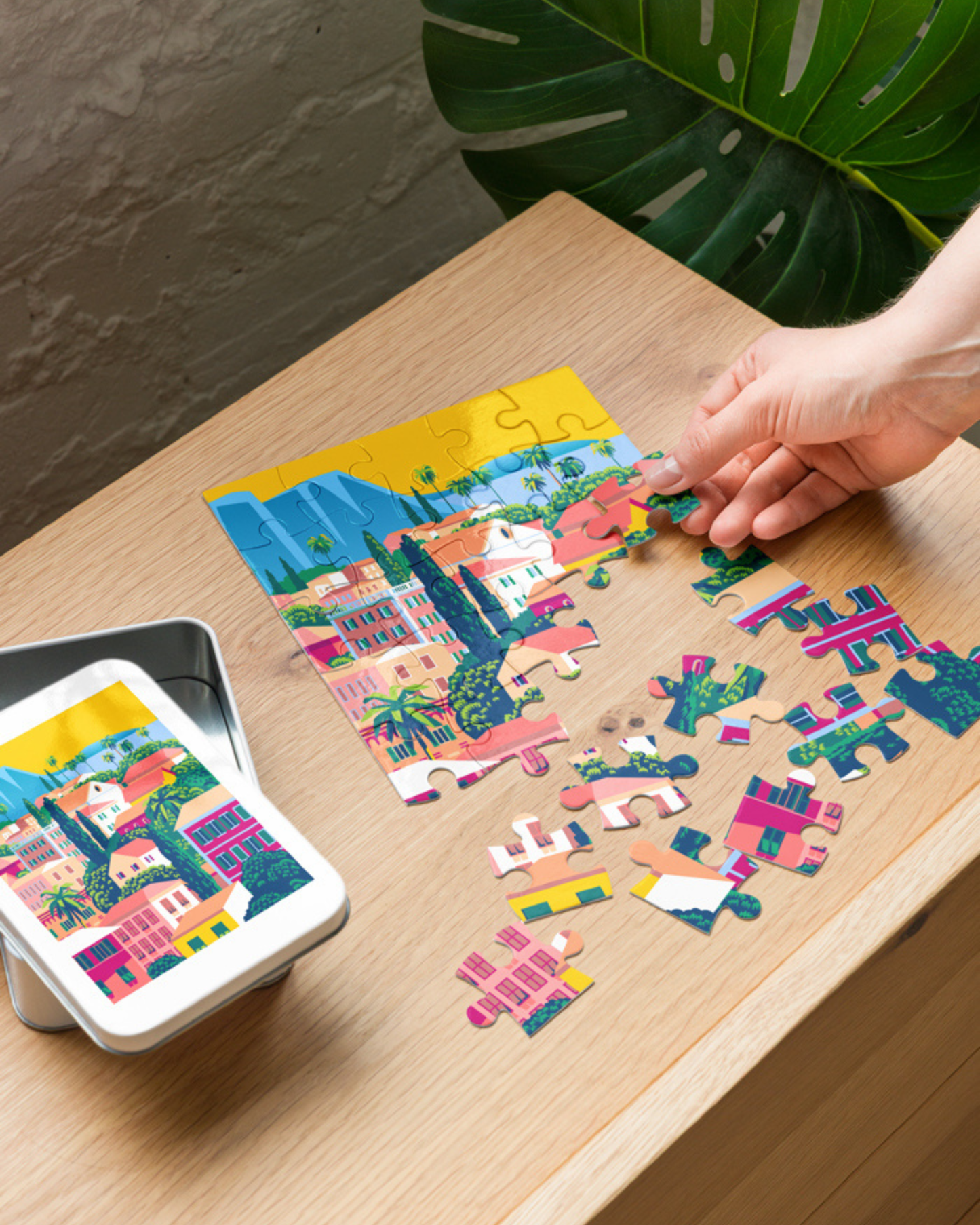 Jigsaw puzzle with tin